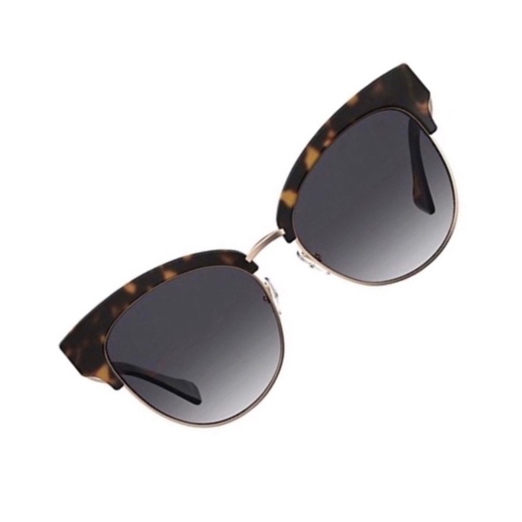 NWT Moschino Cat-Eye Tortoise Butterfly Sunnies - Picture 3 of 15